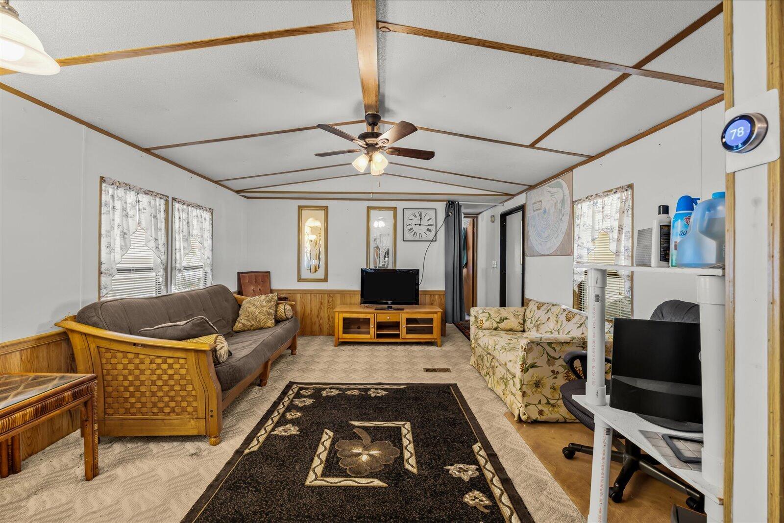 324 Mockingbird Avenue