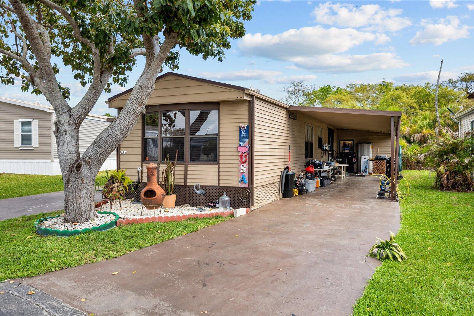 324 Mockingbird Avenue