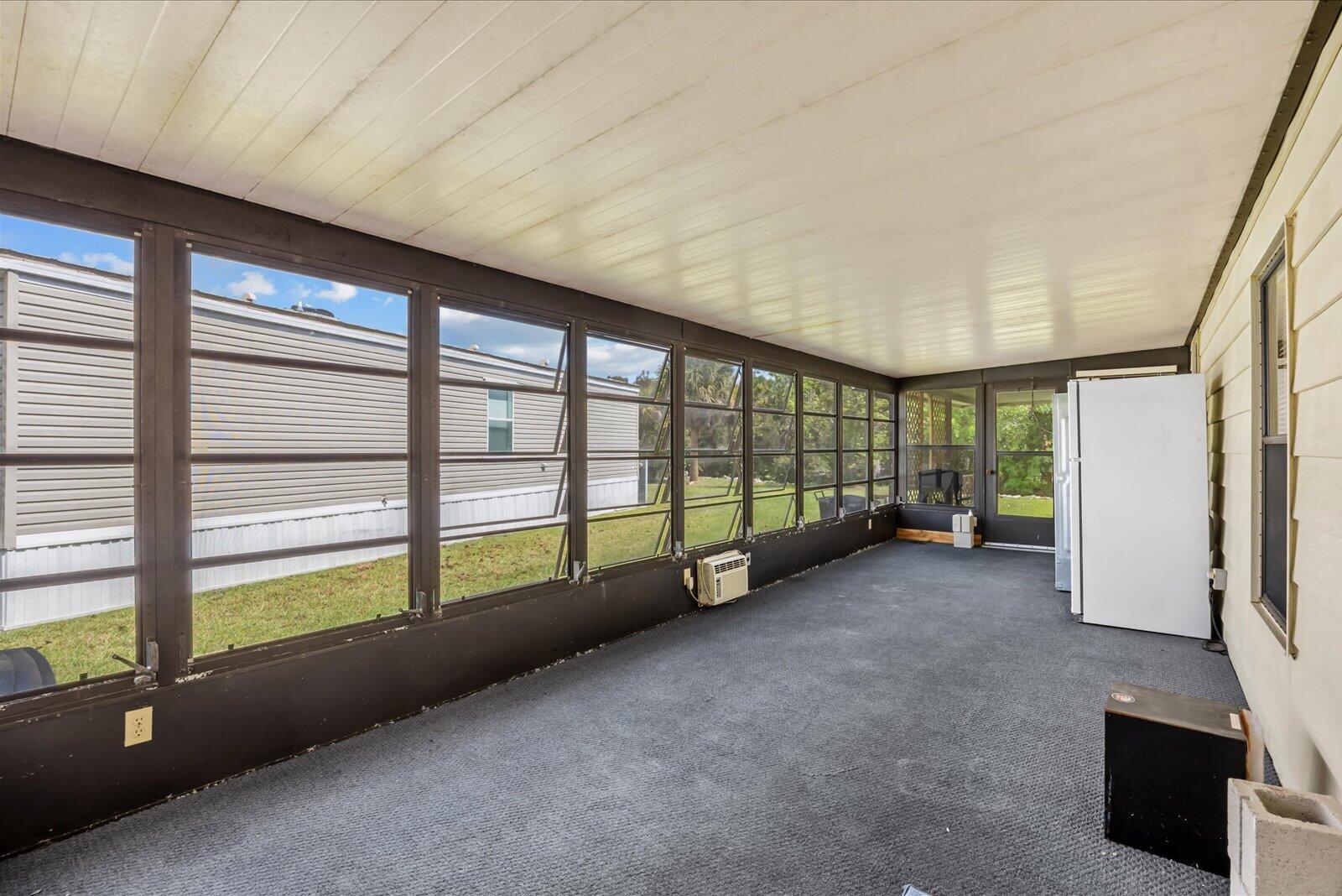 324 Mockingbird Avenue