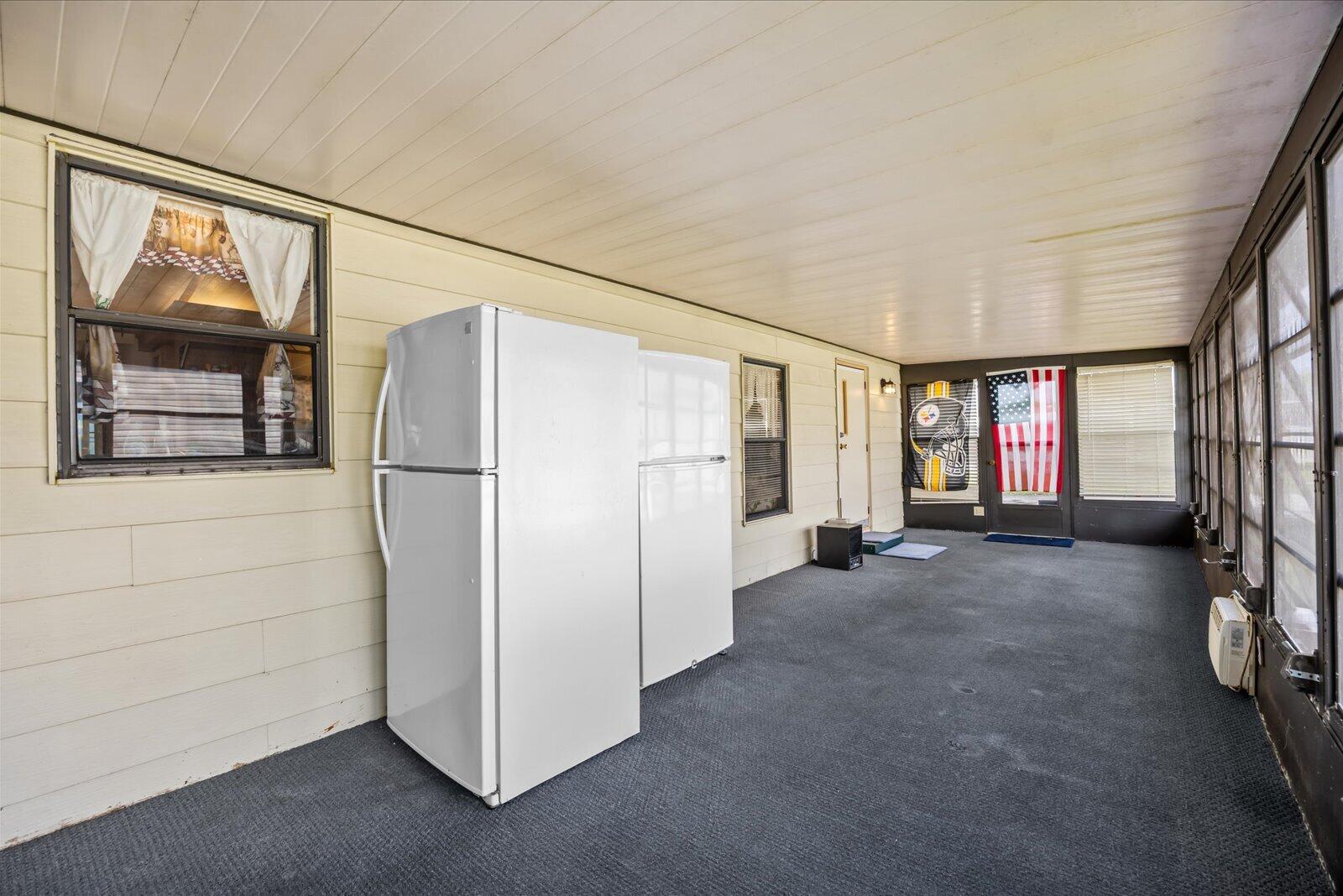 324 Mockingbird Avenue