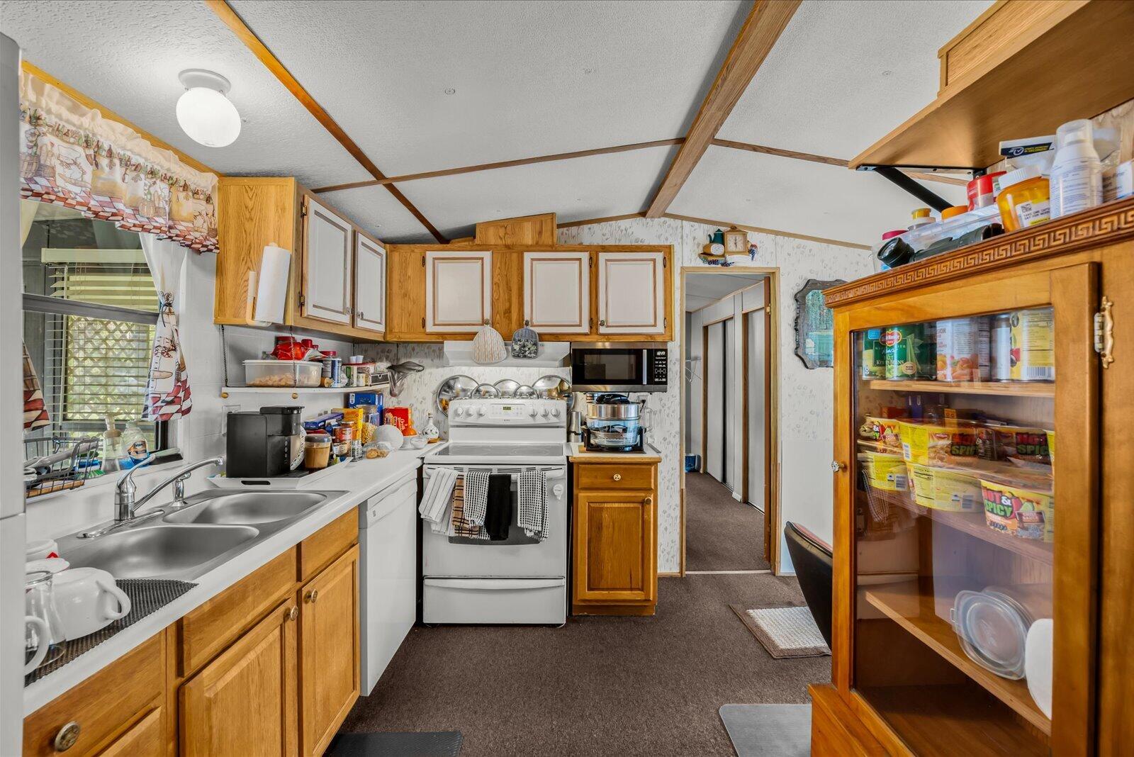 324 Mockingbird Avenue