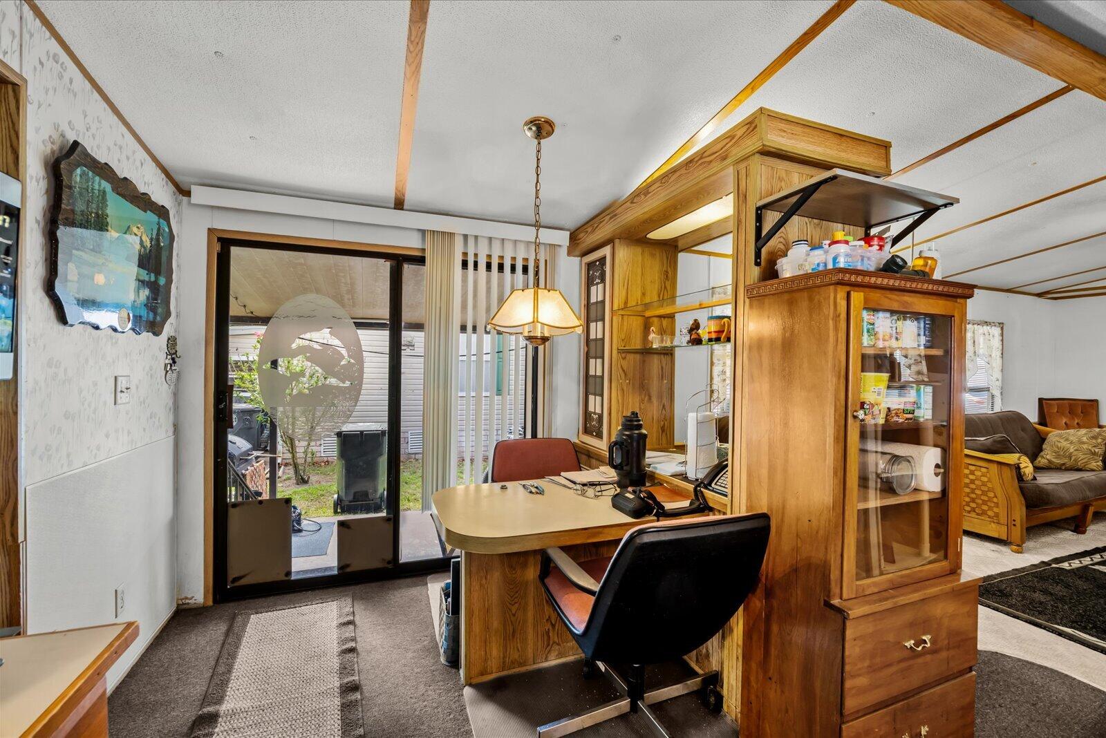 324 Mockingbird Avenue