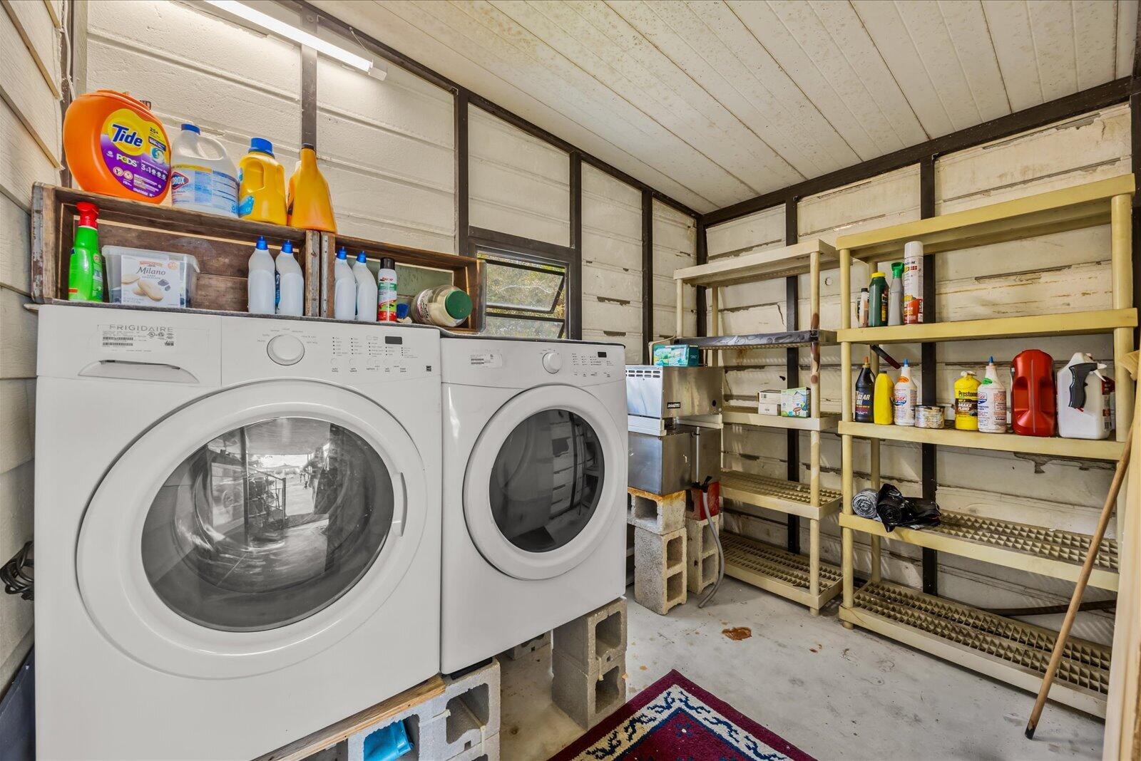 324 Mockingbird Avenue