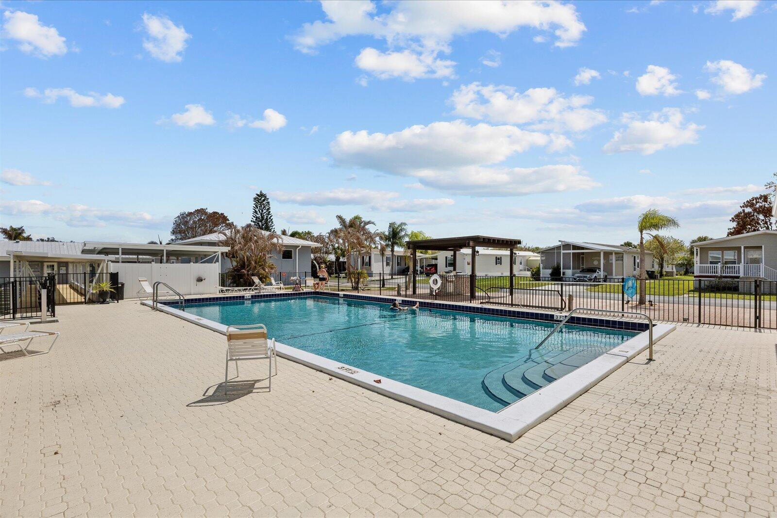 324 Mockingbird Avenue