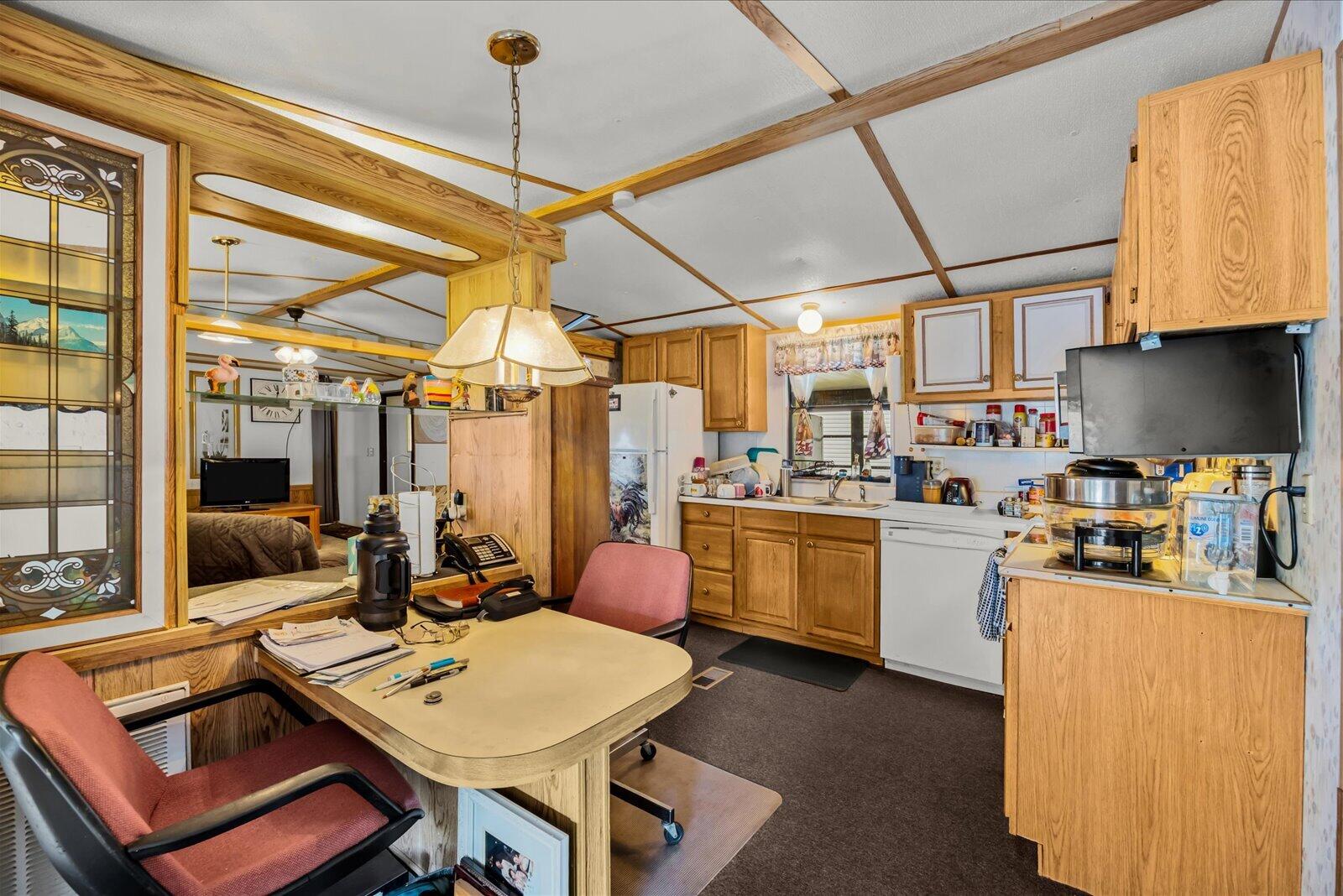 324 Mockingbird Avenue