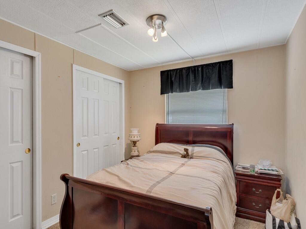 225 NE Forrest Court