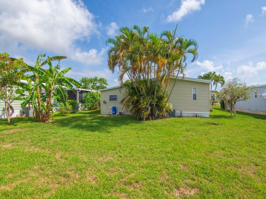 463 Onyx Way