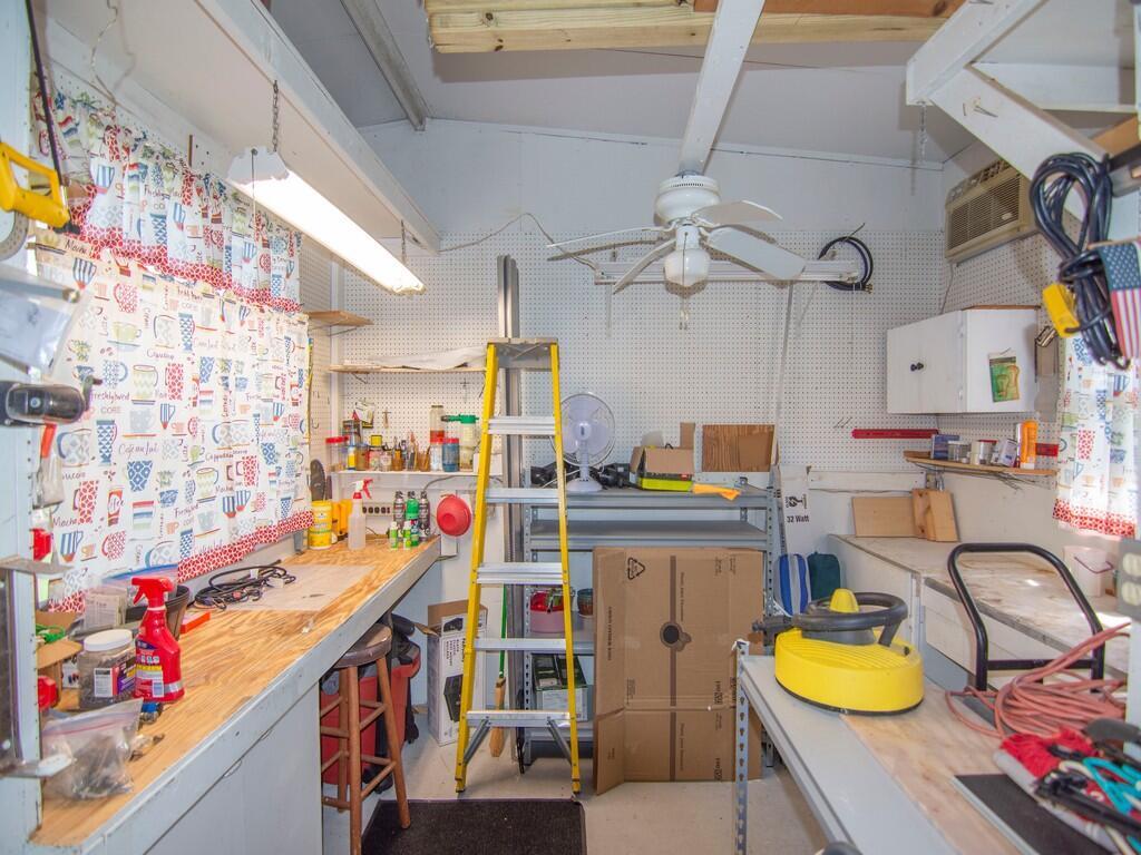 264 NE Cameo Way