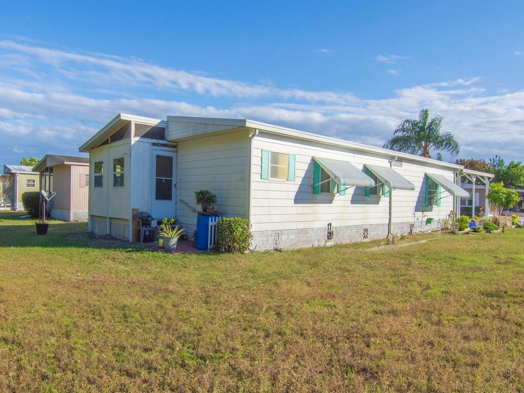8 Novedades, Port St. Lucie