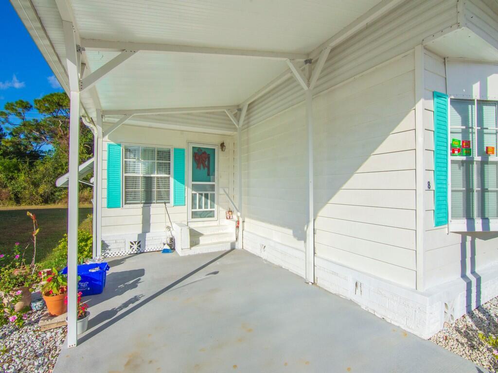 8 Novedades, Port St. Lucie
