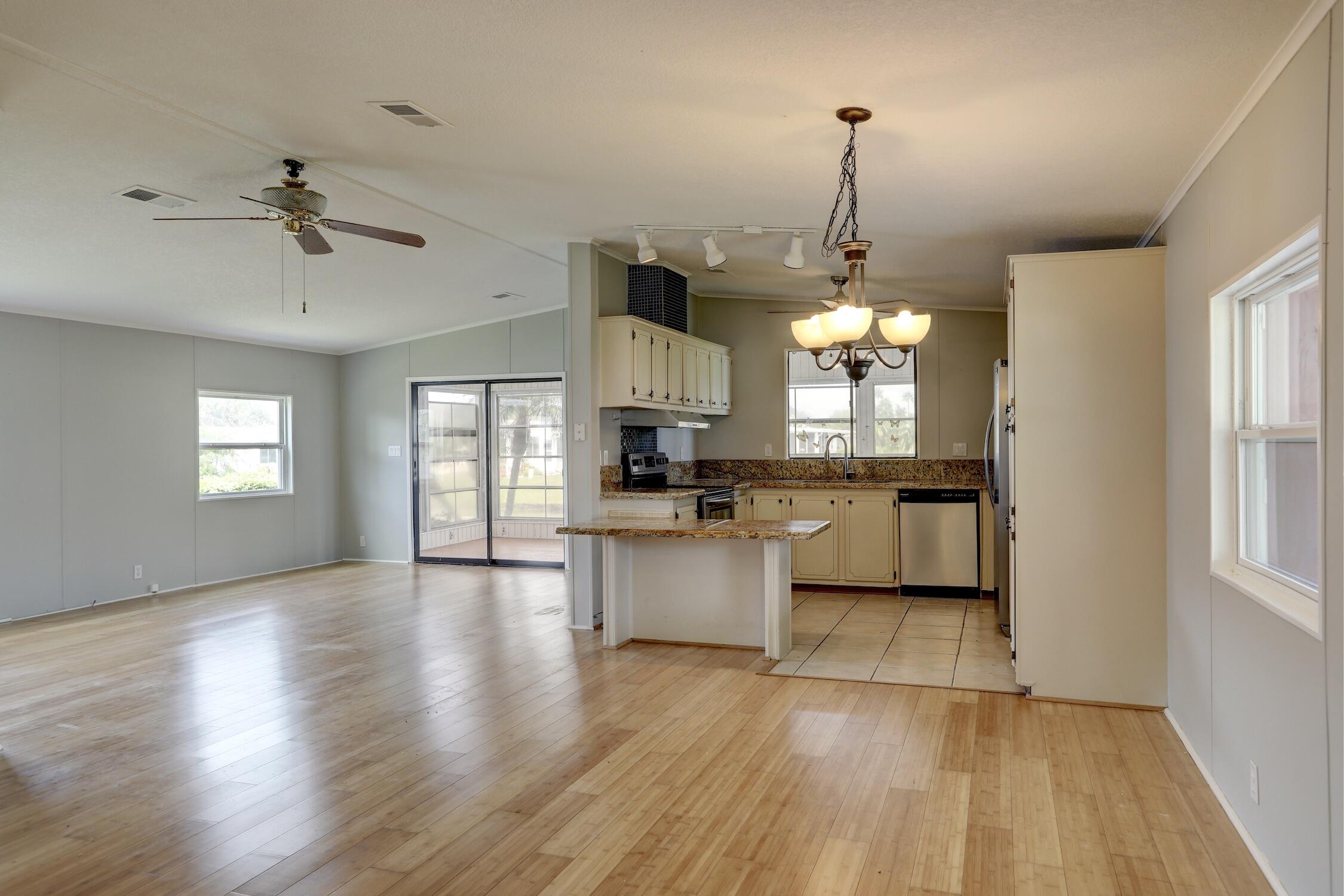 8471 Schefflera Court, Port St. Lucie