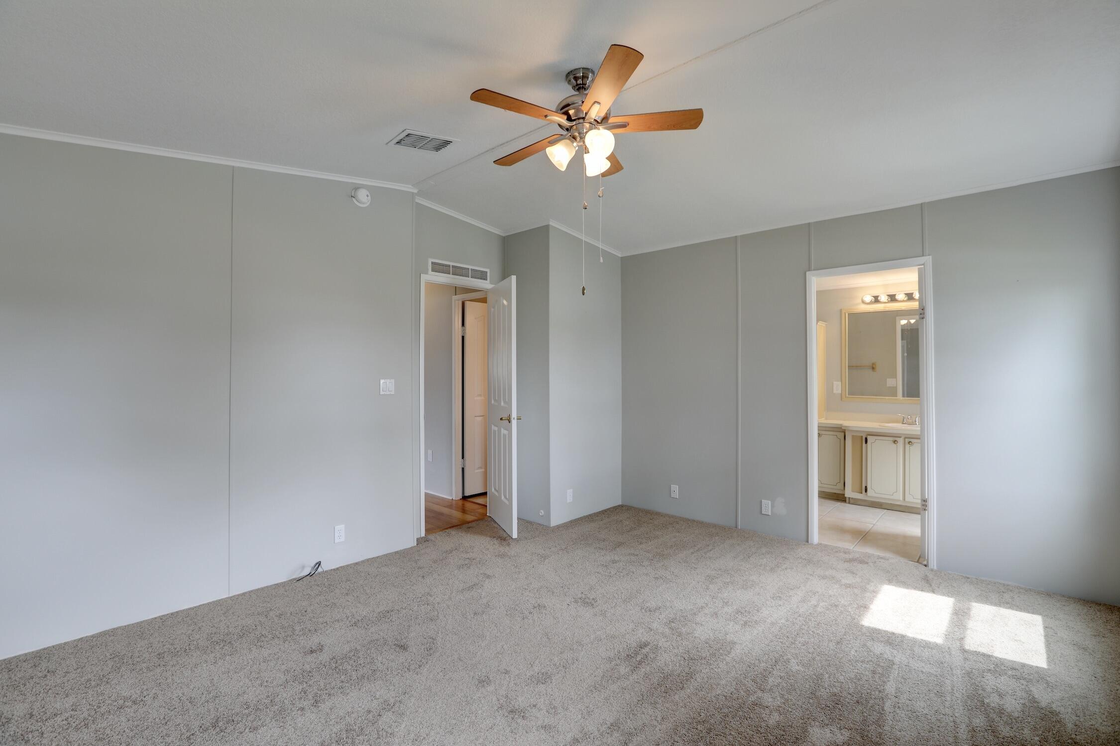 8471 Schefflera Court, Port St. Lucie