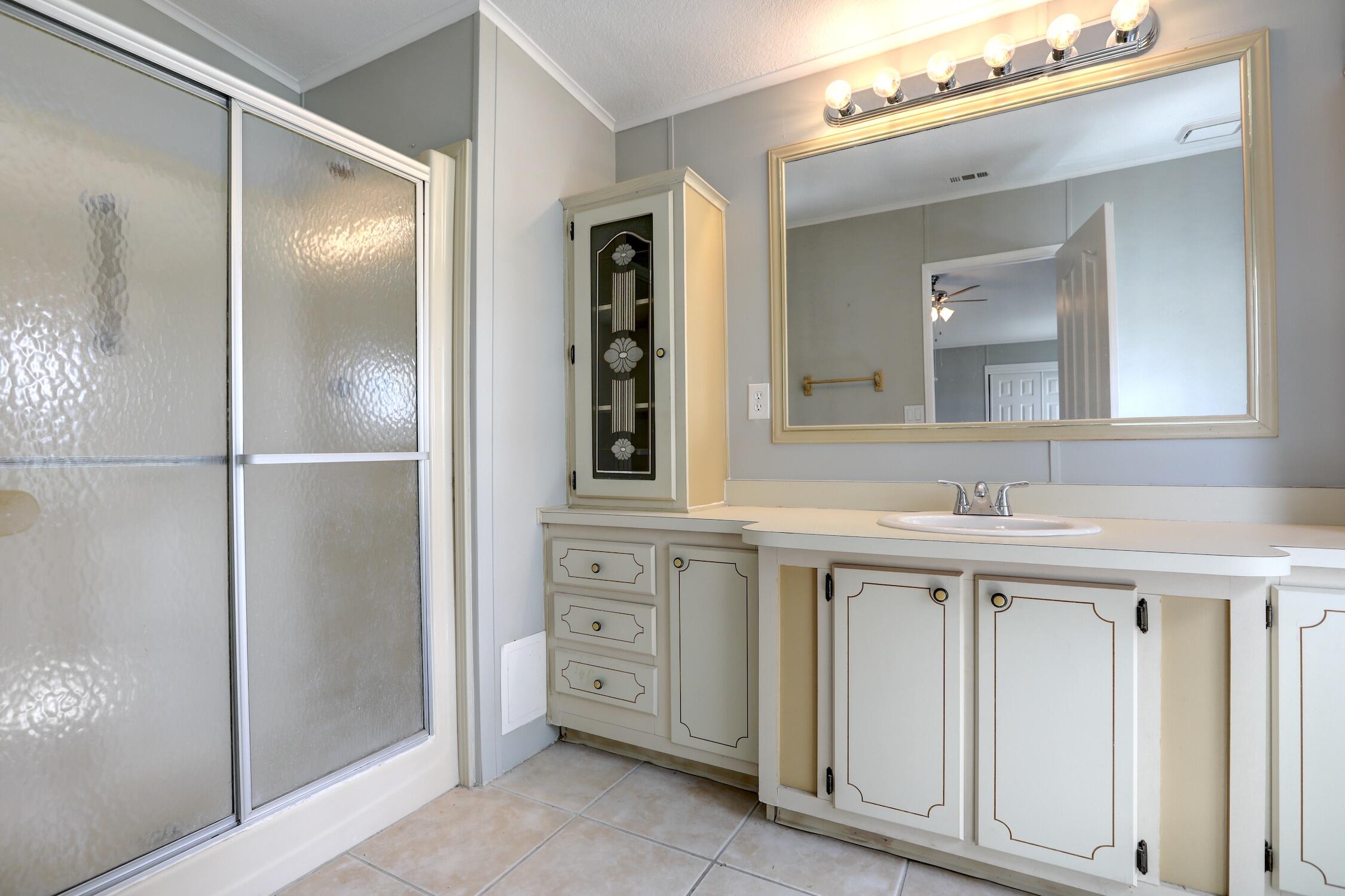 8471 Schefflera Court, Port St. Lucie