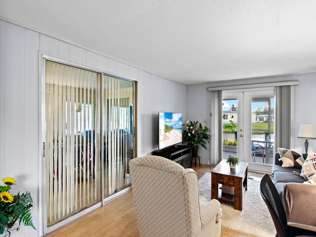 183 W Caribbean, Port St. Lucie