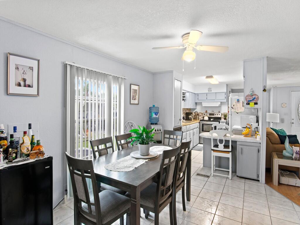 183 W Caribbean, Port St. Lucie