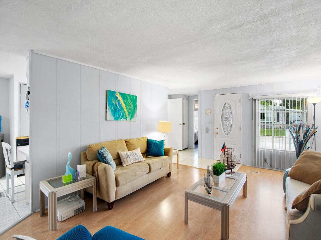 183 W Caribbean, Port St. Lucie