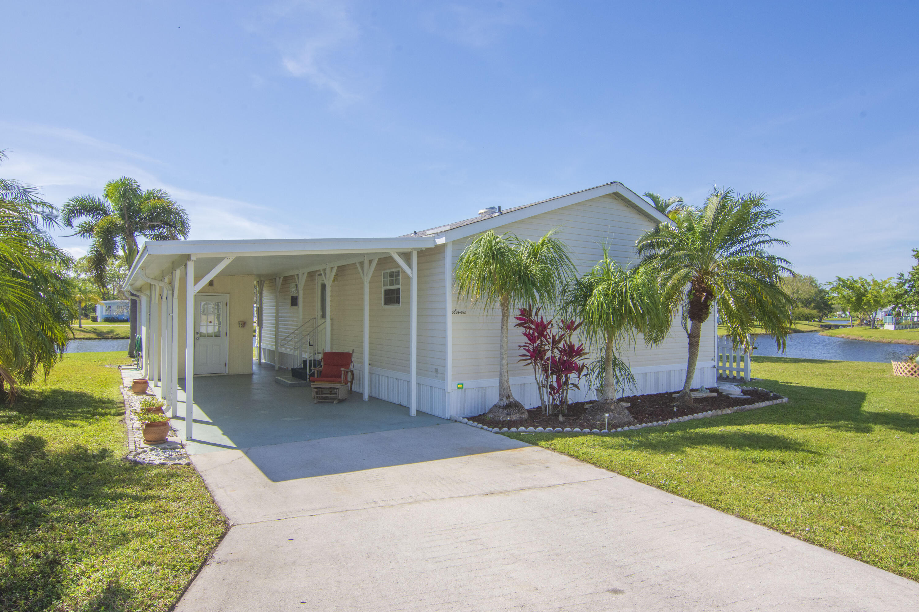 7 Violetta Lane, Port St. Lucie