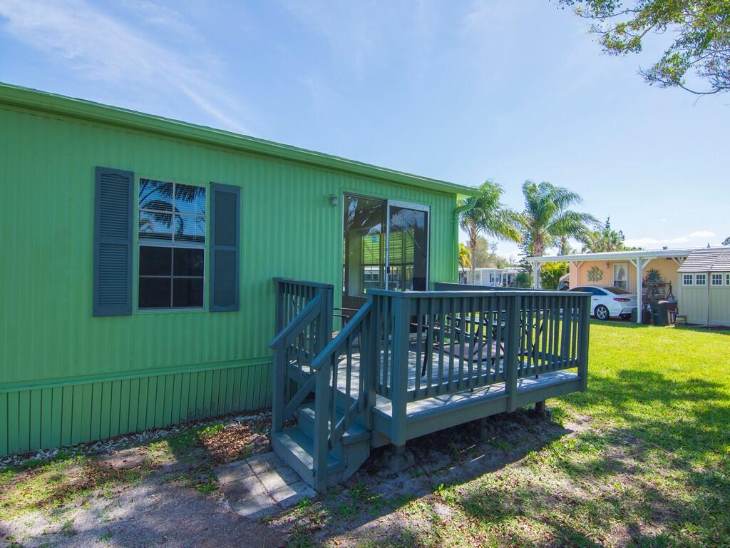 11 El Segundo, Port St. Lucie
