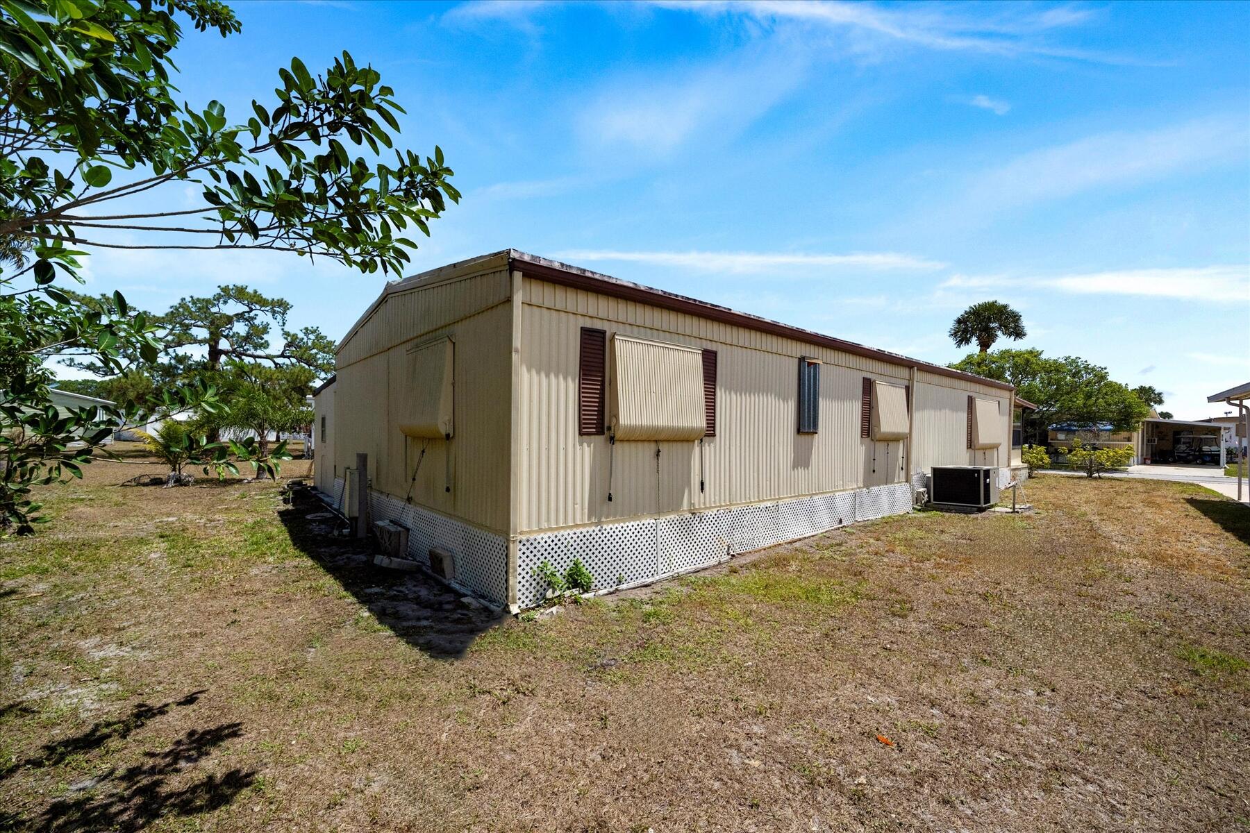 2520 SE Penny Lane