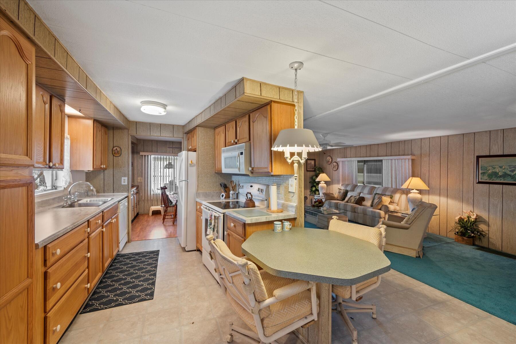 2520 SE Penny Lane