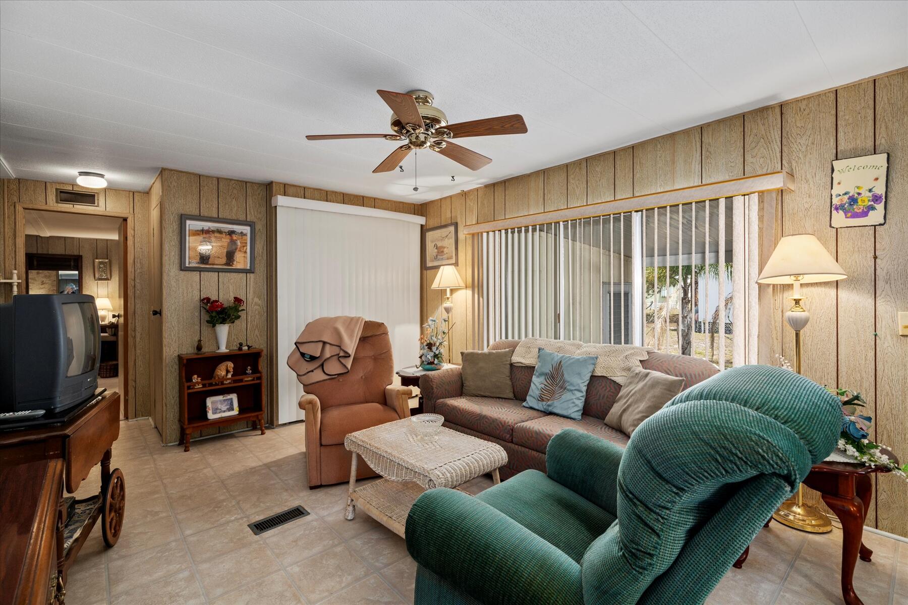 2520 SE Penny Lane