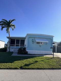 102 N Warner Drive