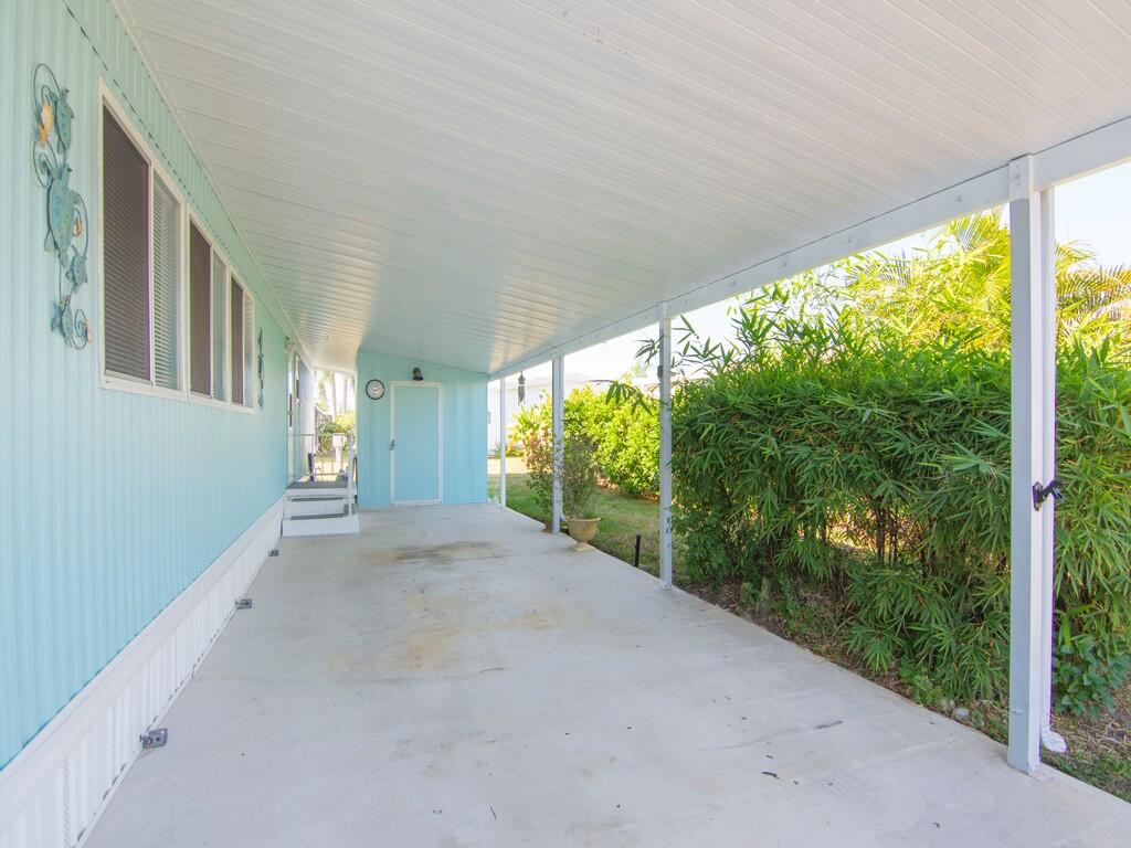 102 N Warner Drive