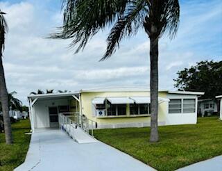 6 Castilla Lane, Port St. Lucie
