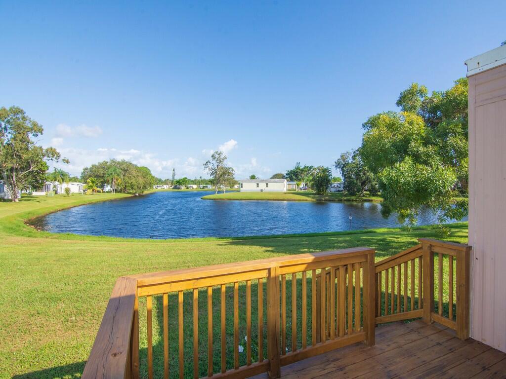 211 West Caribbean, Port St. Lucie