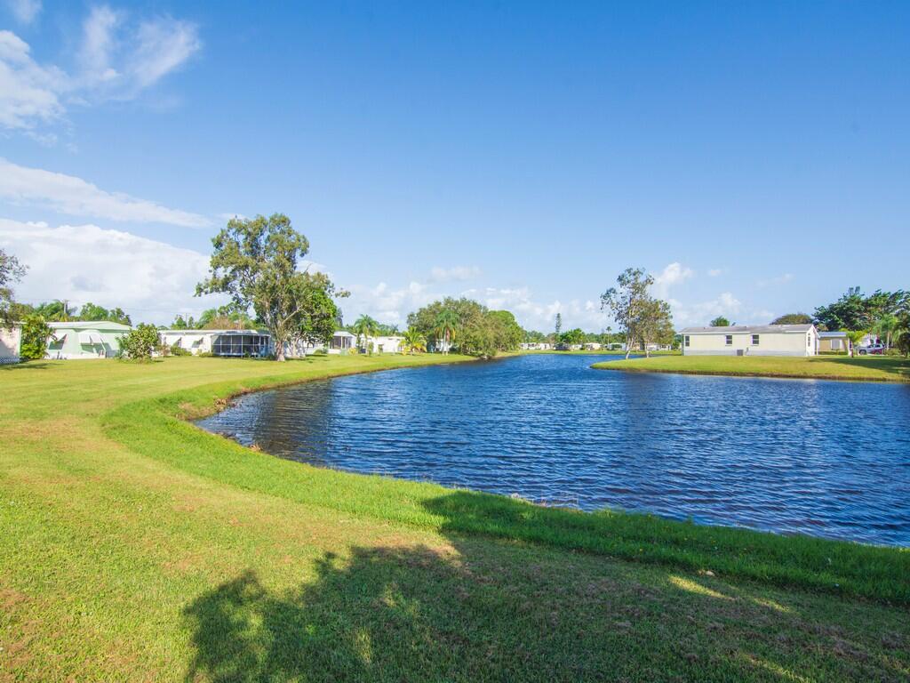 211 West Caribbean, Port St. Lucie