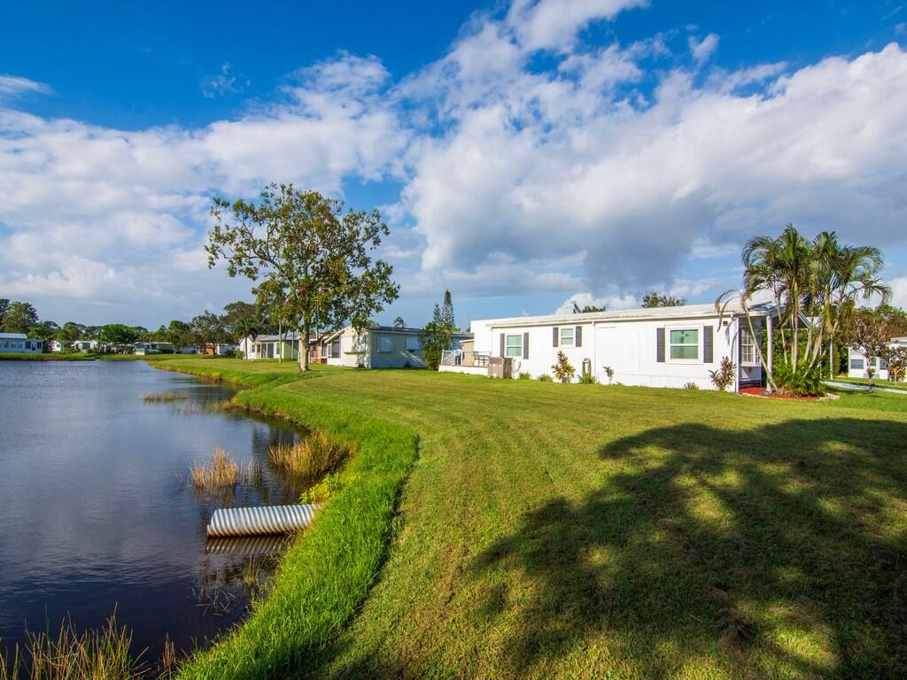 18 Yolanda Lane, Port St. Lucie