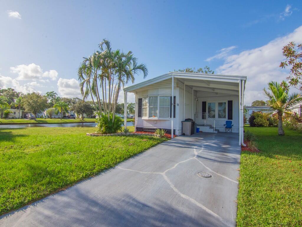 18 Yolanda Lane, Port St. Lucie