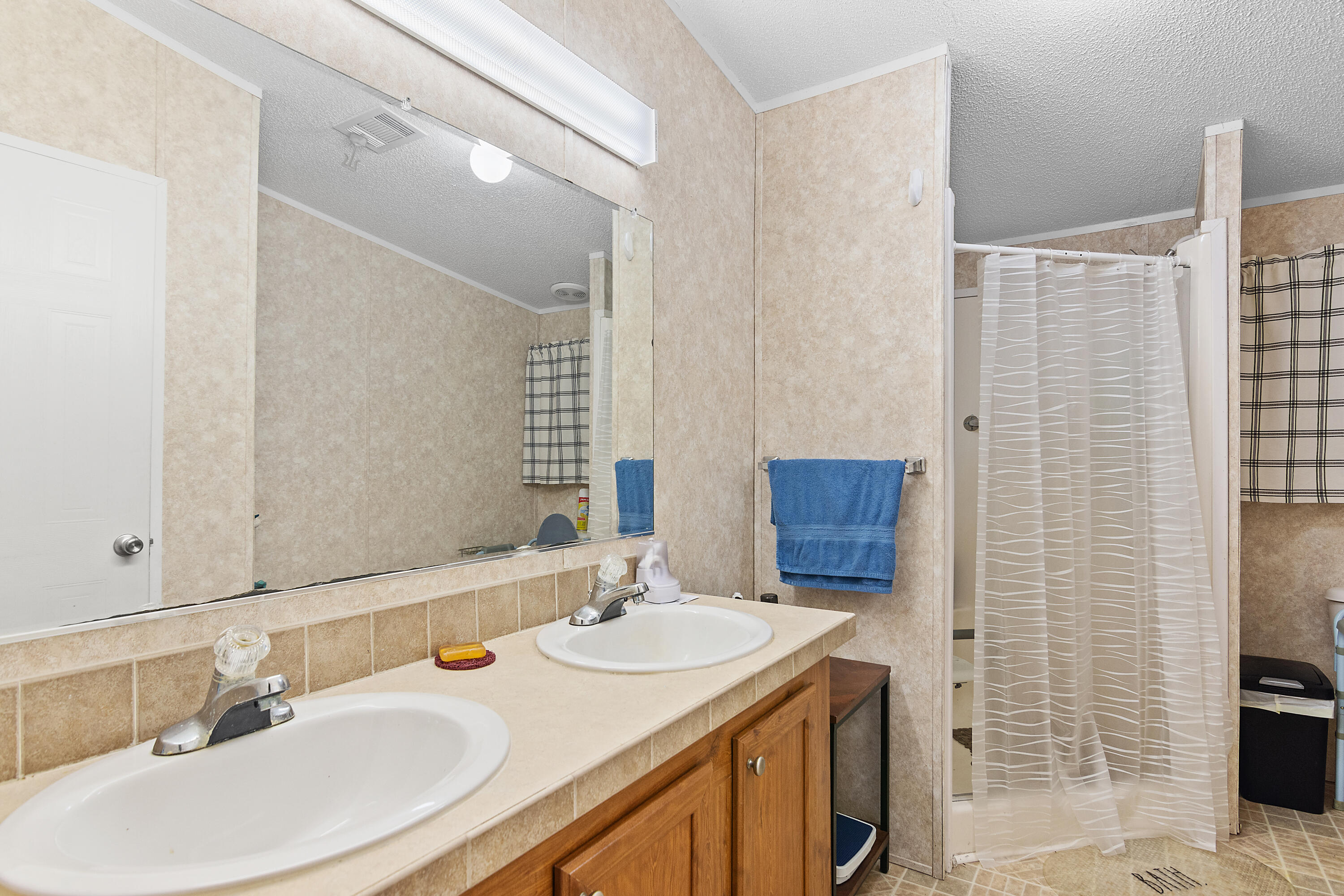 71 El Camino Real, Port St. Lucie