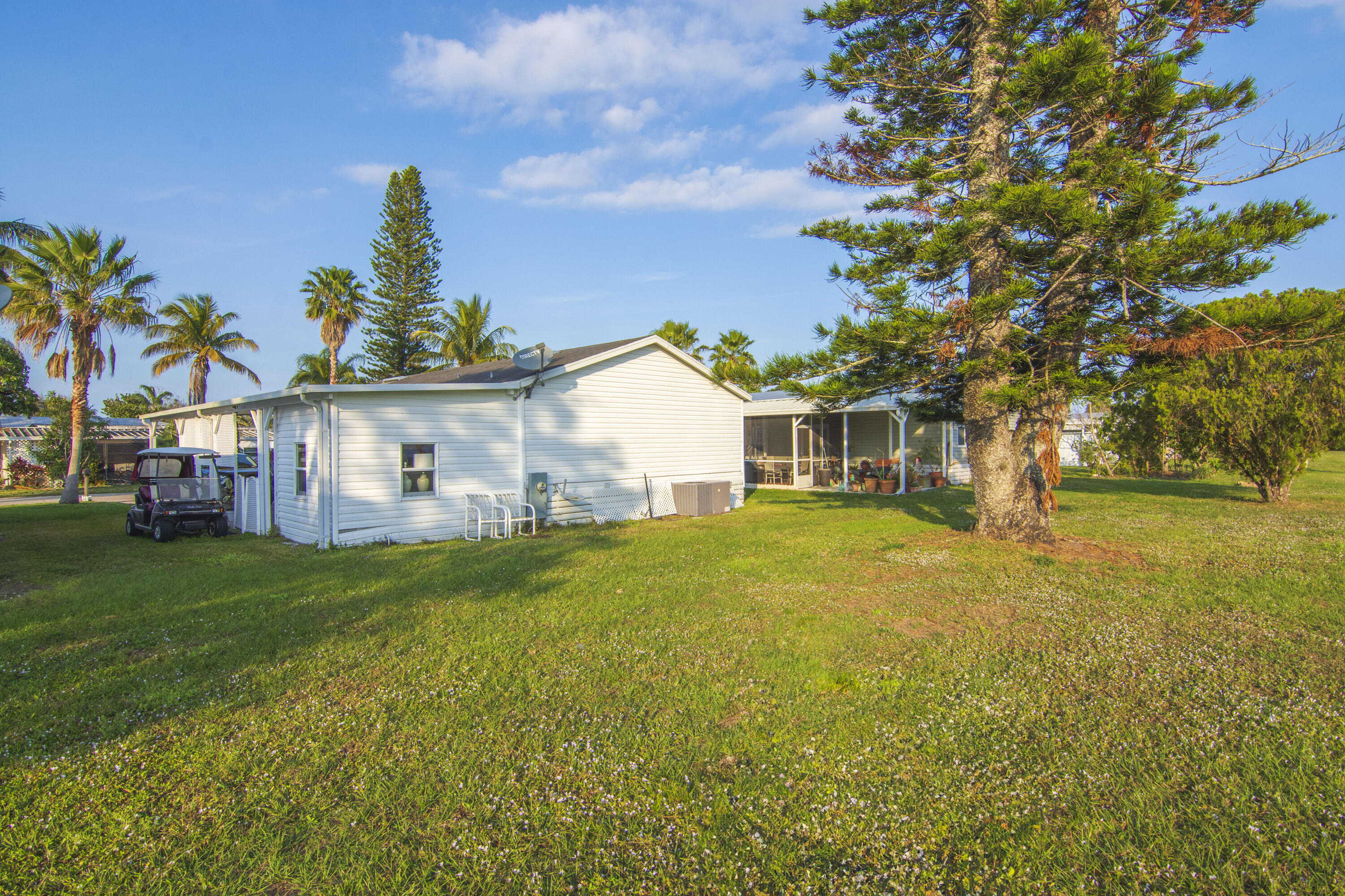 71 El Camino Real, Port St. Lucie