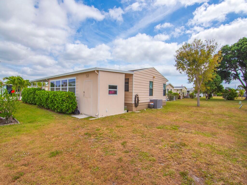561 Barb Ann Lane, Port St. Lucie