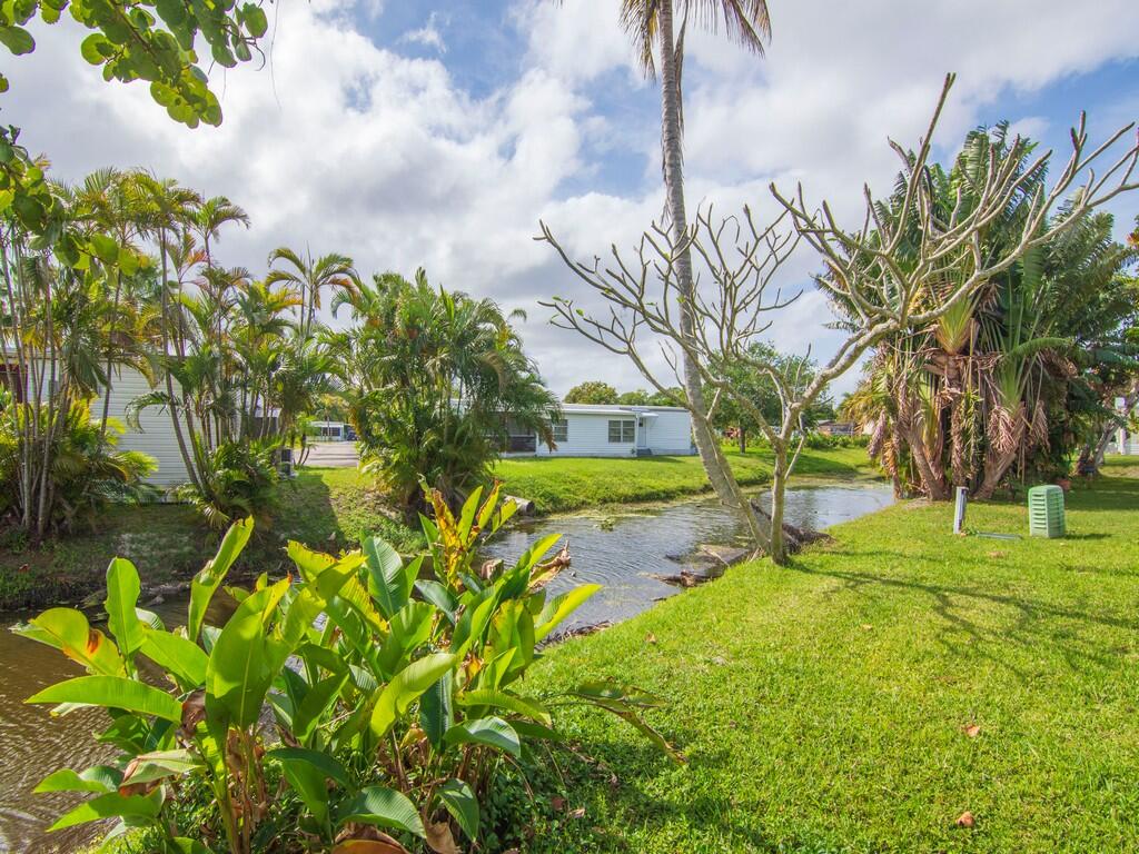 7 Gorda Way, Port St. Lucie