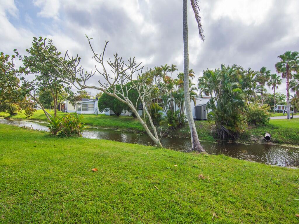 7 Gorda Way, Port St. Lucie
