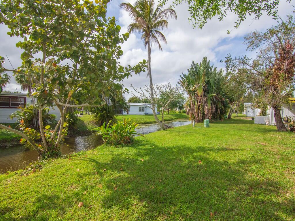 7 Gorda Way, Port St. Lucie