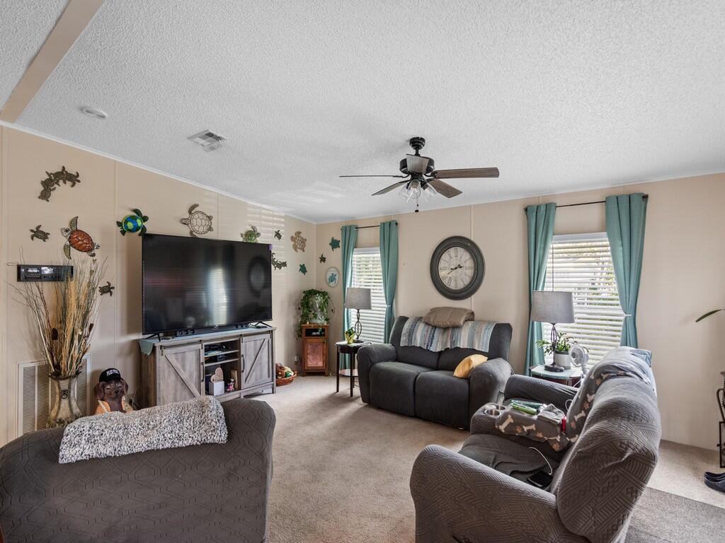 7 Gorda Way, Port St. Lucie
