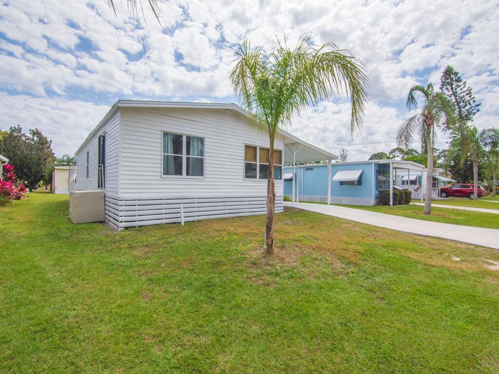 15 SE Iberian Lane, Port St. Lucie