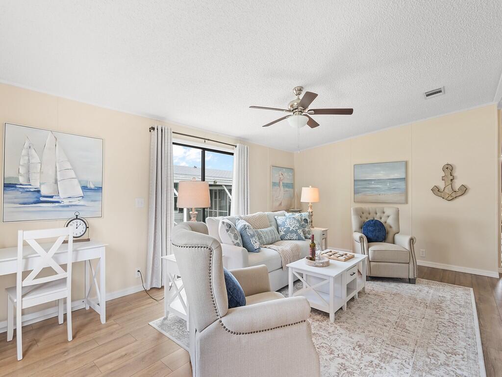 15 SE Iberian Lane, Port St. Lucie