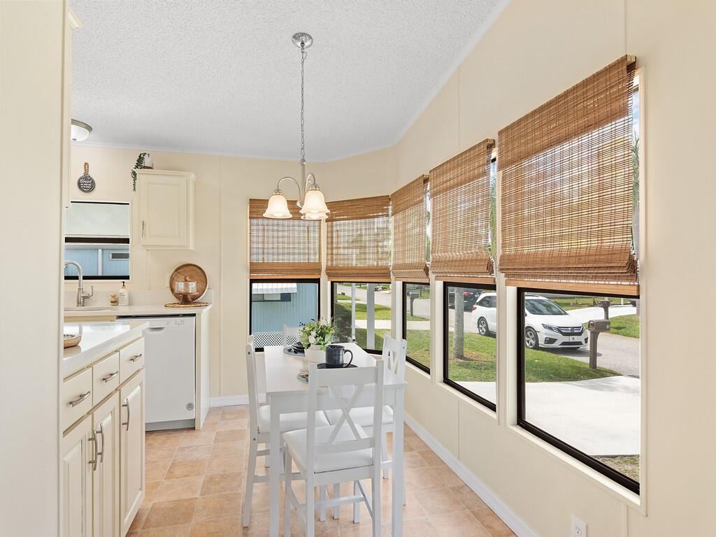15 SE Iberian Lane, Port St. Lucie