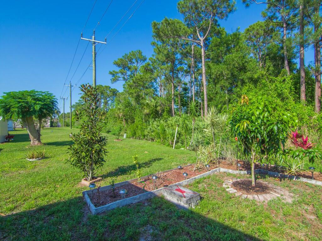 22 Mediterranean East Boulevard E, Port St. Lucie