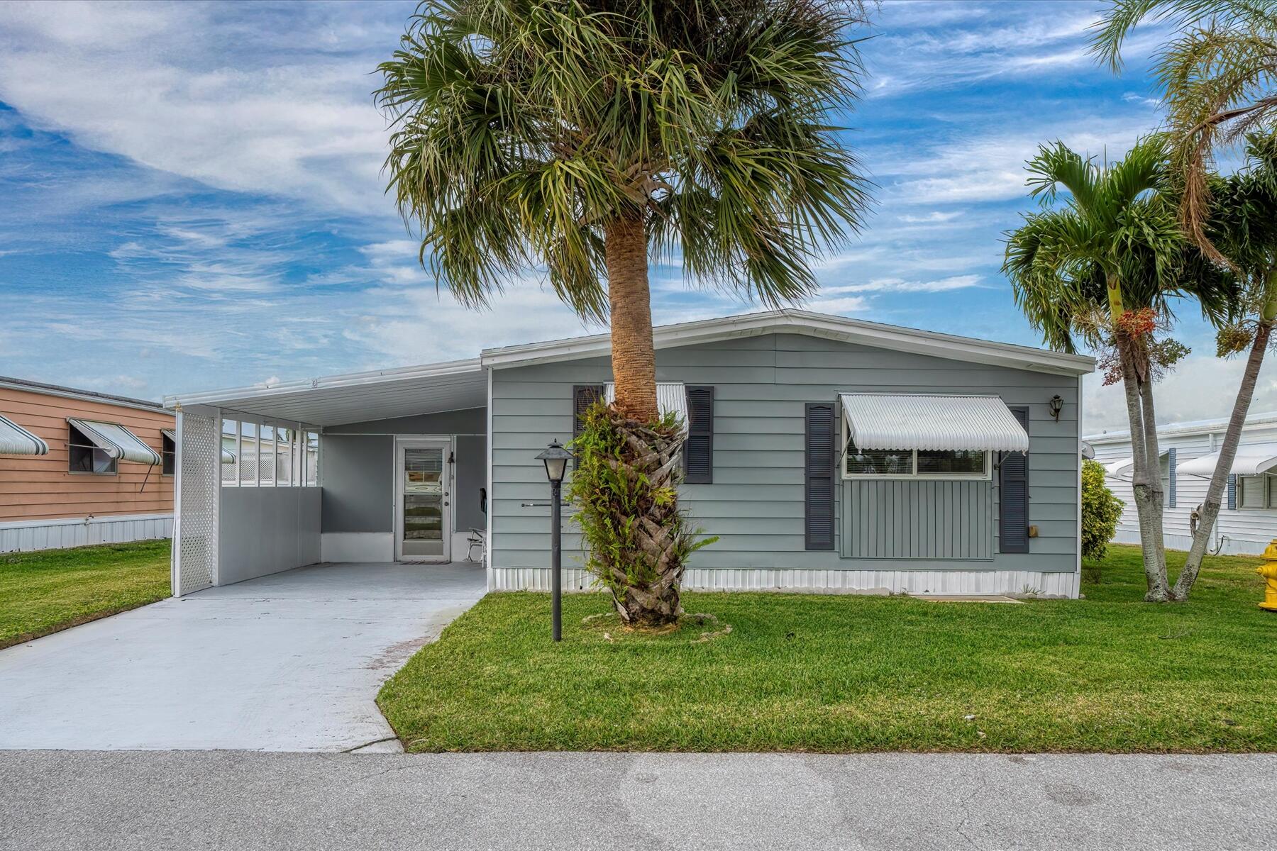 261 NE Cameo Way