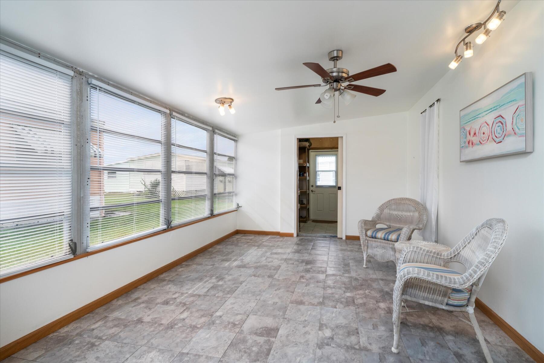 261 NE Cameo Way