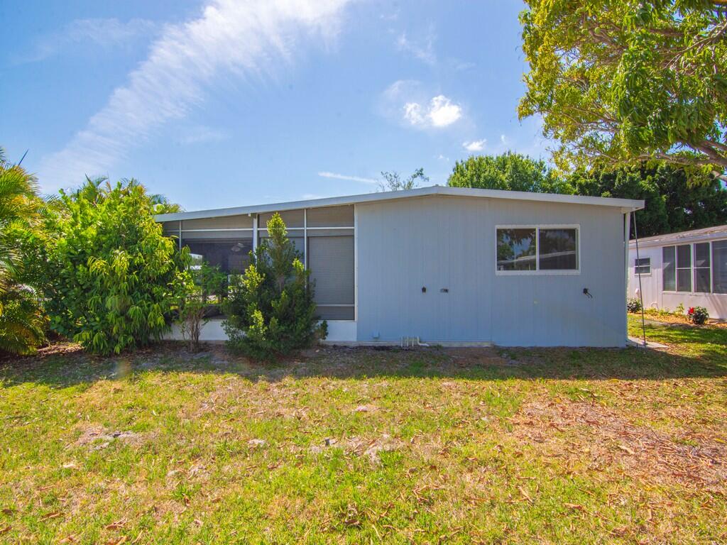 300 NE Opal Drive