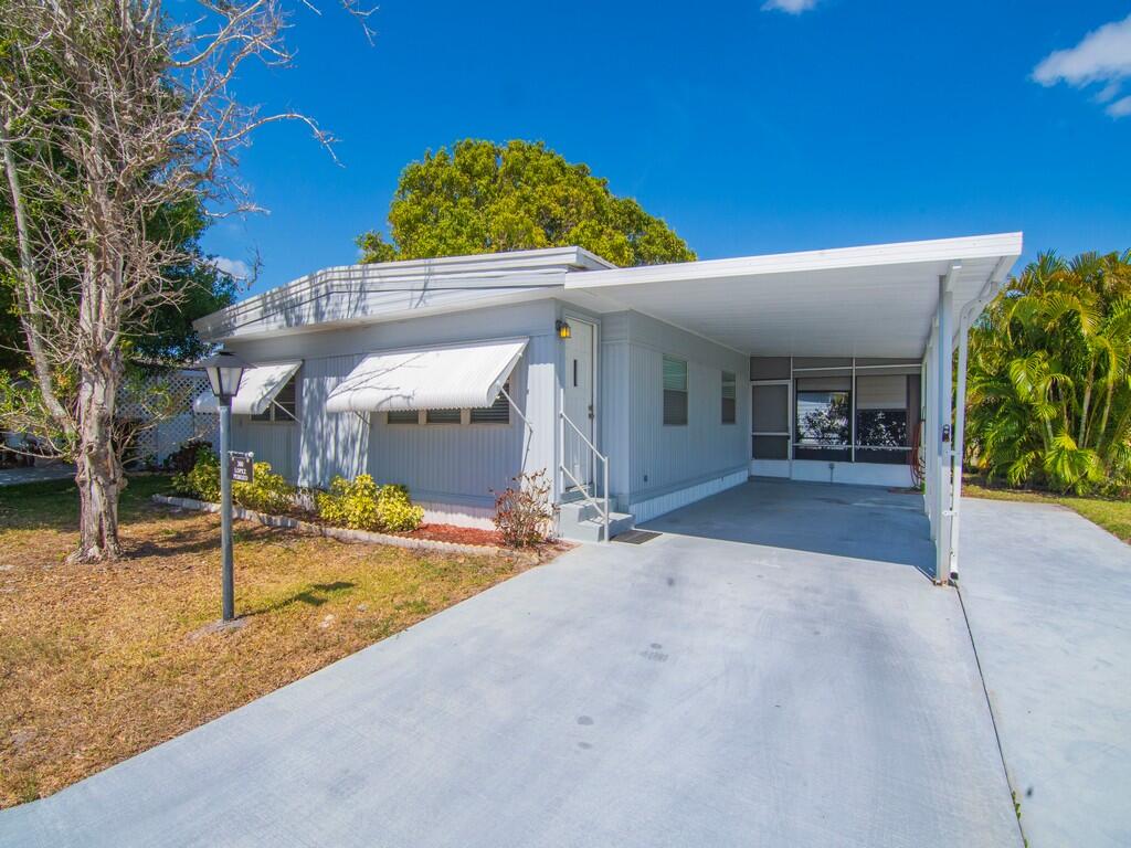 300 NE Opal Drive