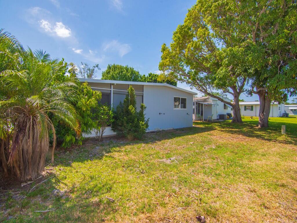 300 NE Opal Drive