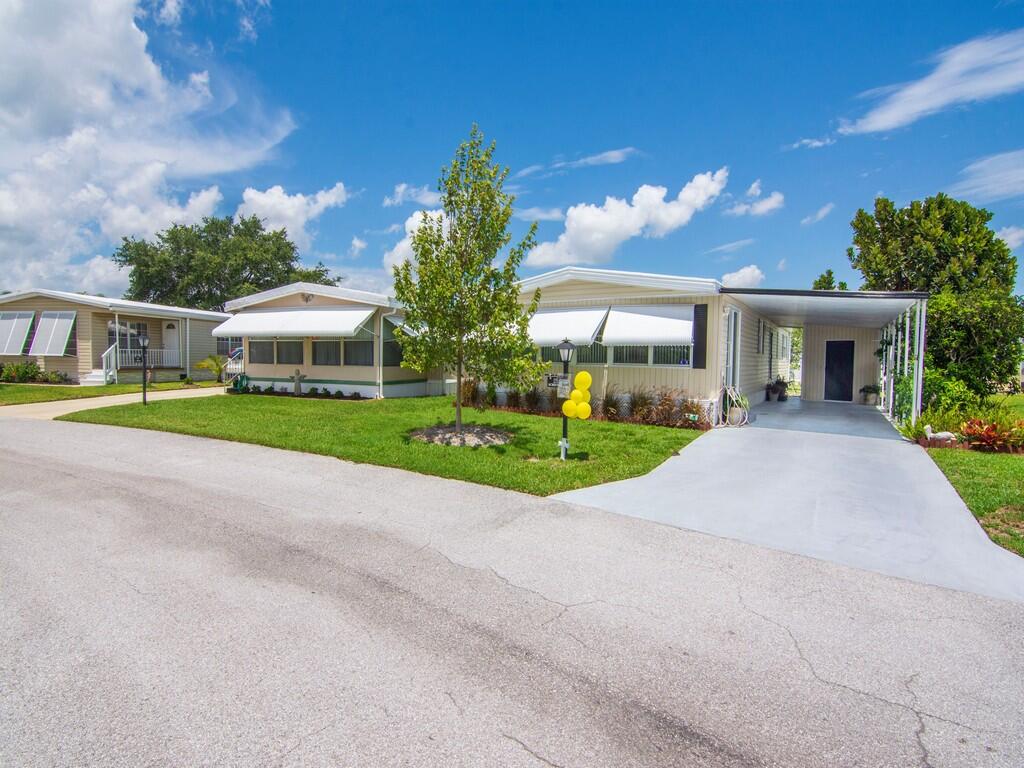 125 La Vaughn Circle