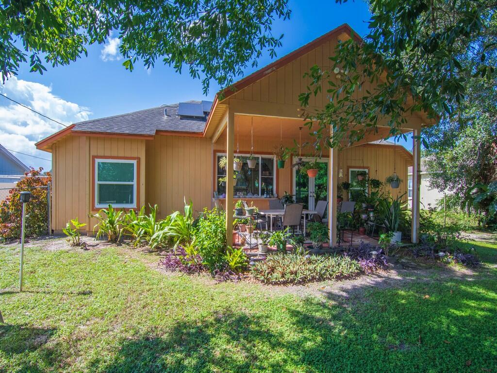 714 SW Andrew Road, Port St. Lucie